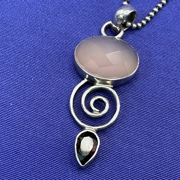 VTG Italy Sterling Garnet Gemstone Pendant Necklace Marked “Diagonal” - Picture 9 of 16